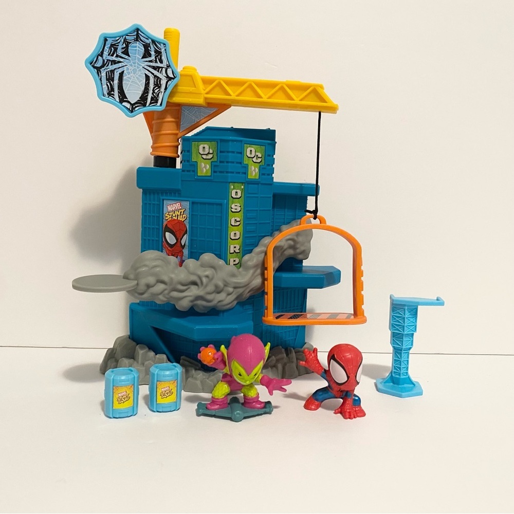 Marvel Stunt Squad Crane Smash Playset Spider-Man Green Goblin Action Figure Toy